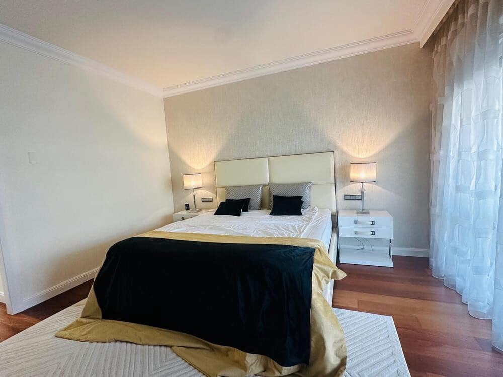 3 soveværelse Lejlighed til leje i Marbella med swimmingpool garage - € 4.500 (Ref: 9177174)