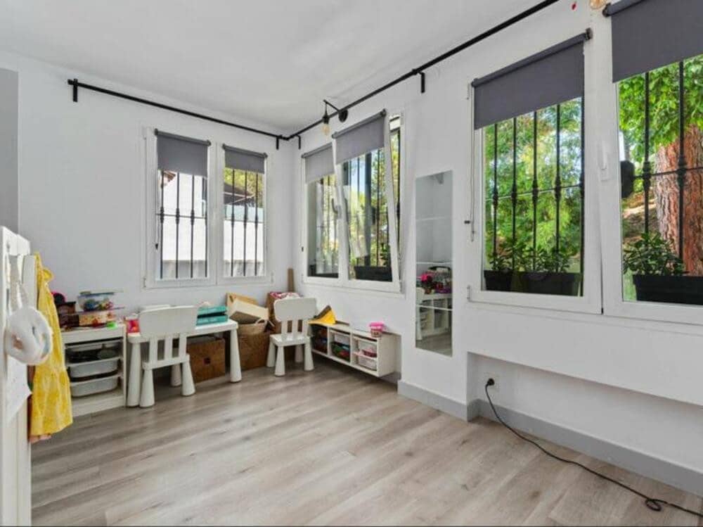 4 sypialnia Dom na sprzedaż w La Quinta z garażem - 799 000 € (Ref: 9177175)