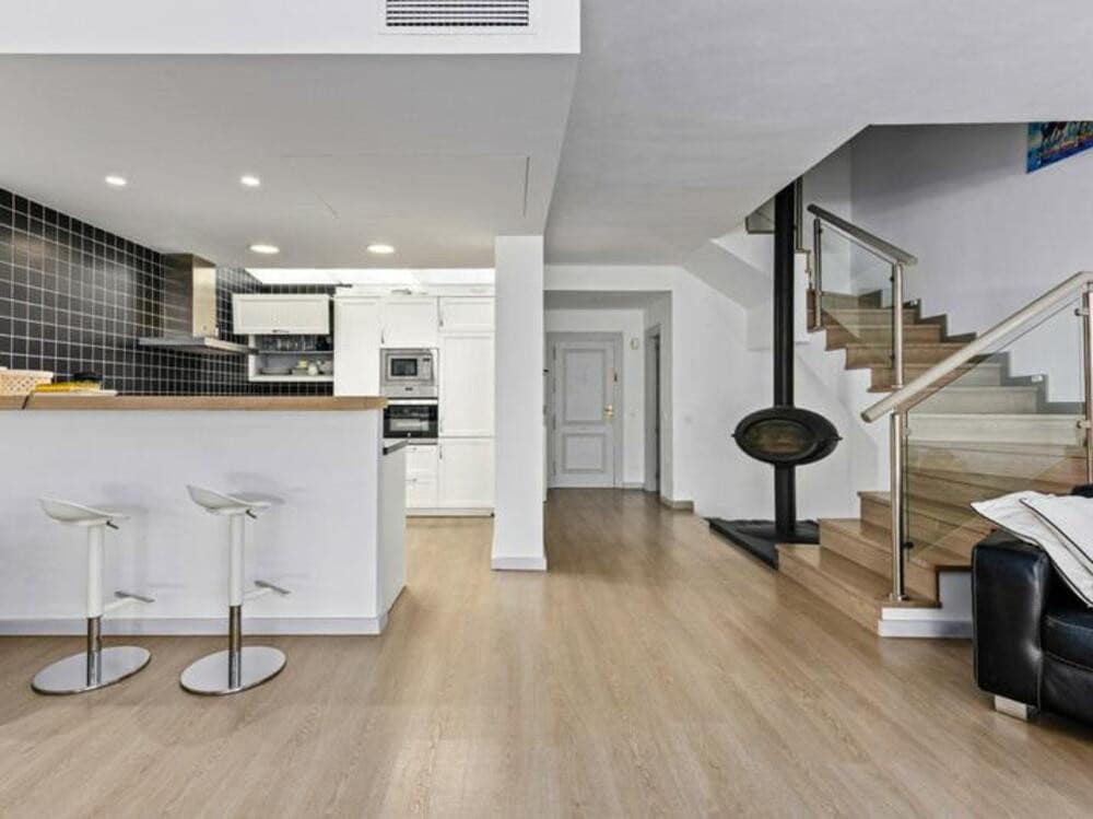 4 sypialnia Dom na sprzedaż w La Quinta z garażem - 799 000 € (Ref: 9177175)