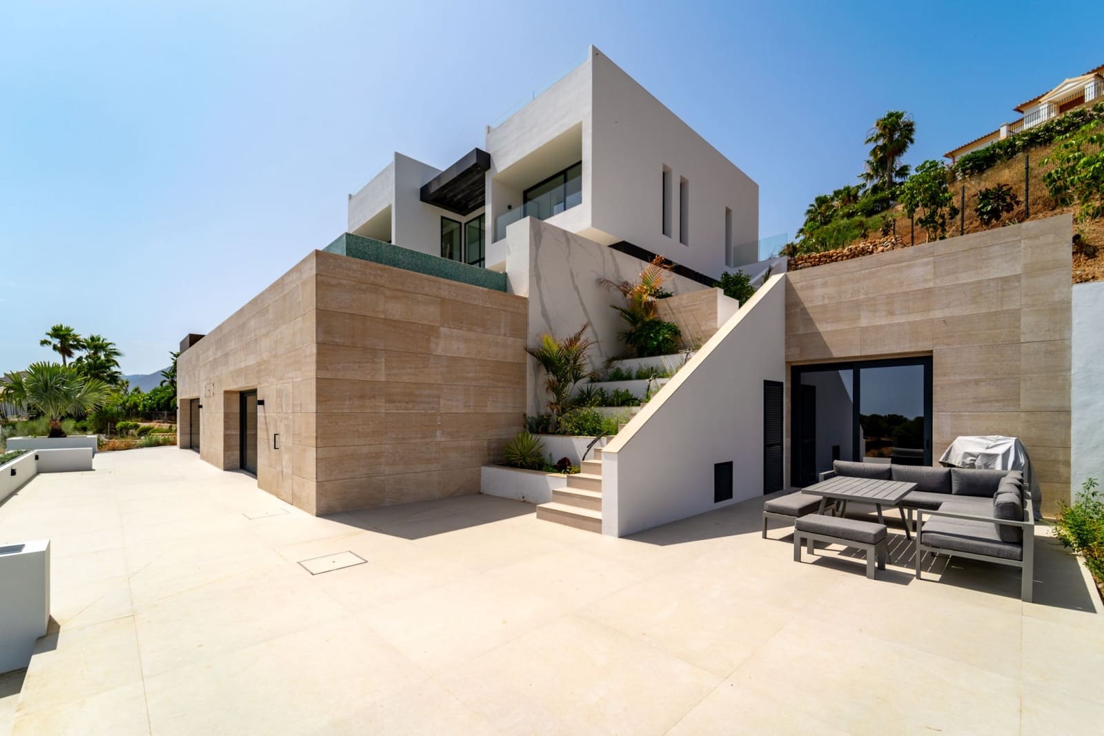 5 soveværelse Villa til leje i Valtocado med swimmingpool garage - € 16.000 (Ref: 9180760)