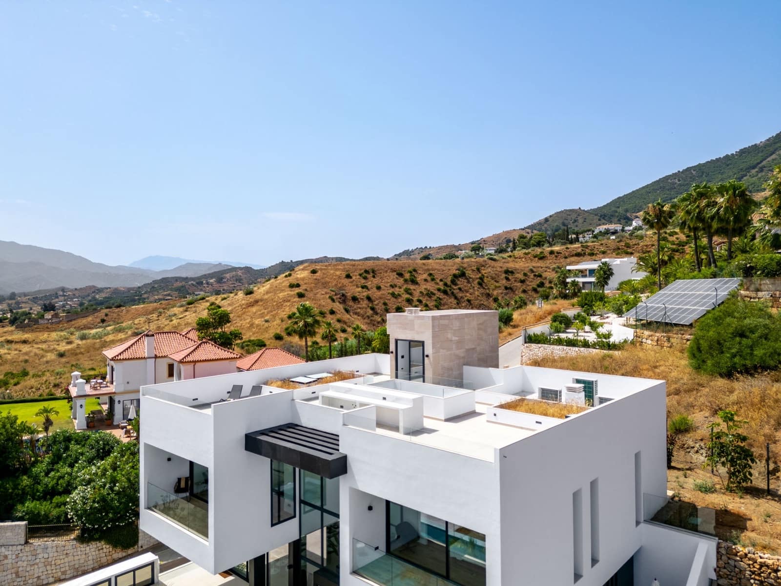 5 soveværelse Villa til leje i Valtocado med swimmingpool garage - € 16.000 (Ref: 9180760)