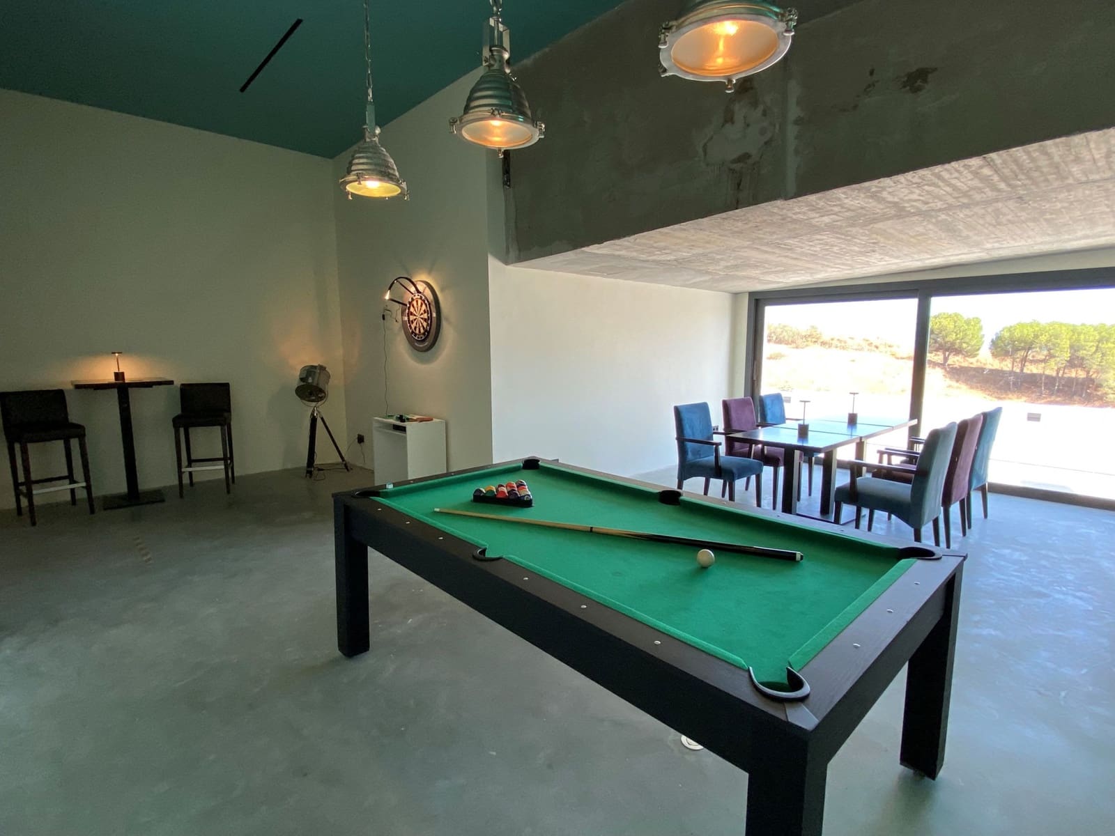 5 bedroom Villa for rent in Valtocado with pool garage - € 16,000 (Ref: 9180760)