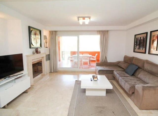 4 sypialnia Dom na sprzedaż w Cabopino - Artola, Marbella z basenem garażem - 495 000 € (Ref: 9180761)