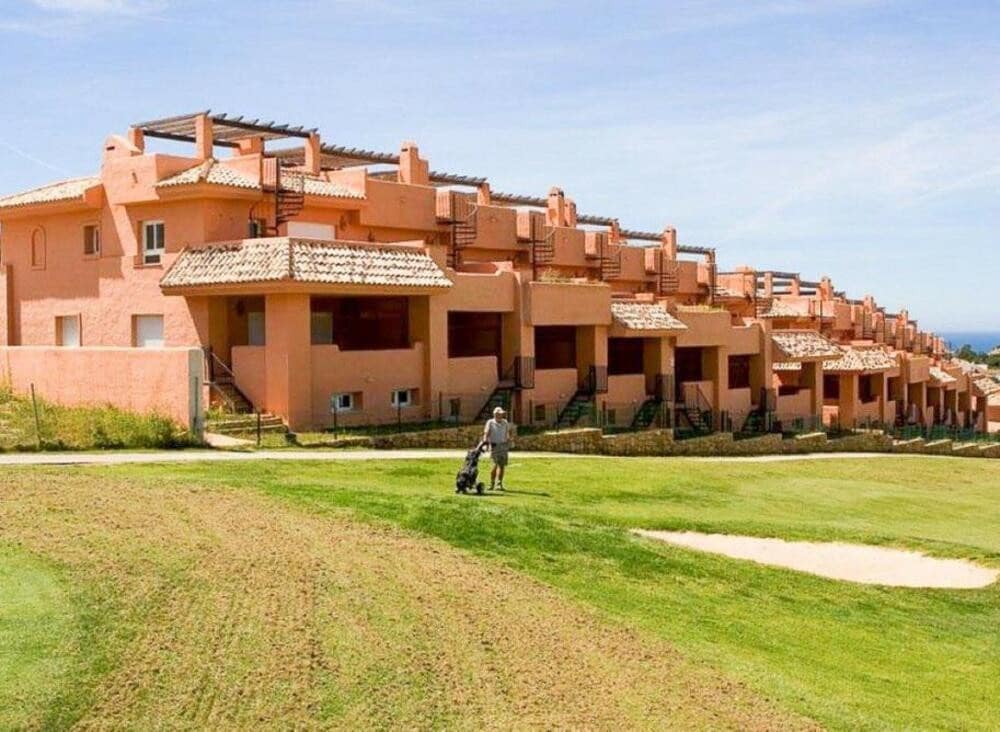 4 soveværelse Byhus til salg i Marbella med swimmingpool garage - € 495.000 (Ref: 9180761)