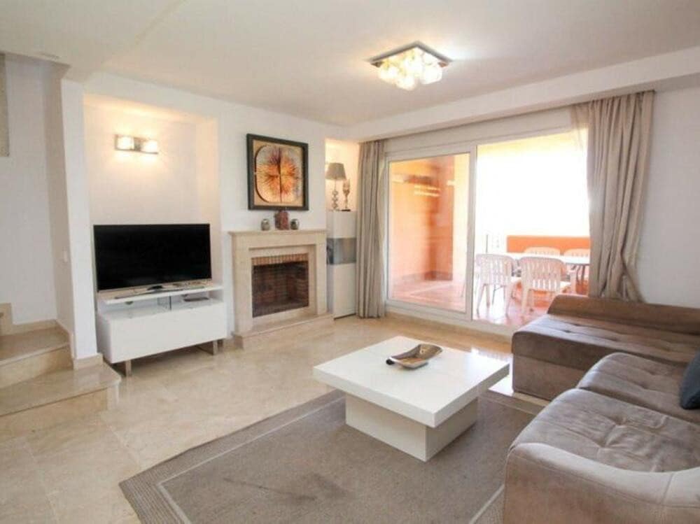 4 soverom Hus til salgs i Marbella med svømmebasseng garasje - € 495 000 (Ref: 9180761)