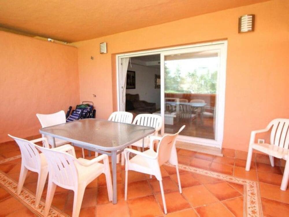 4 soverom Hus til salgs i Marbella med svømmebasseng garasje - € 495 000 (Ref: 9180761)
