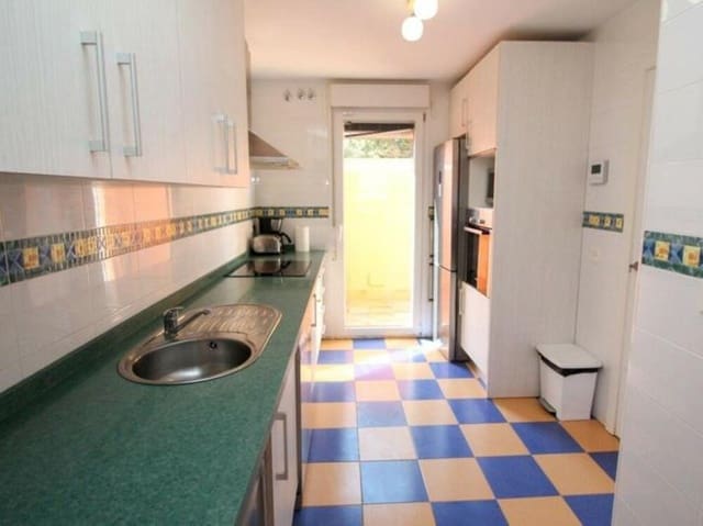 4 soverom Hus til salgs i Cabopino - Artola, Marbella med svømmebasseng garasje - € 495 000 (Ref: 9180761)