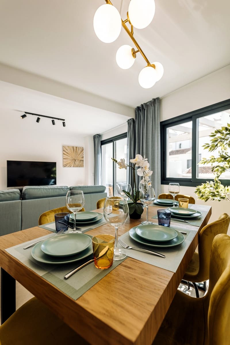 3 sypialnia Dom do wynajęcia w El Paraiso z basenem garażem - 2 900 € (Ref: 9183235)