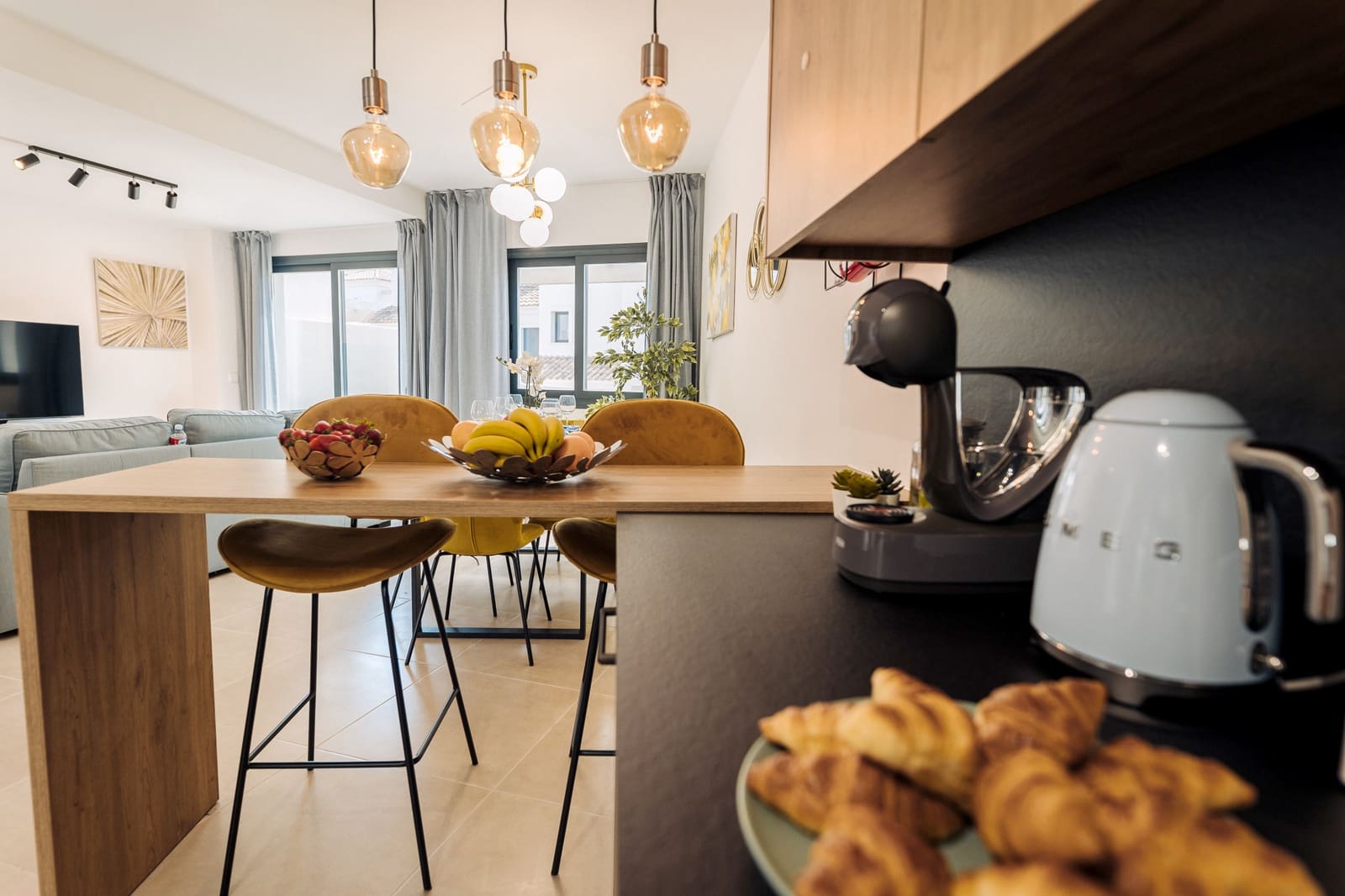 3 sypialnia Dom do wynajęcia w El Paraiso z basenem garażem - 2 900 € (Ref: 9183235)