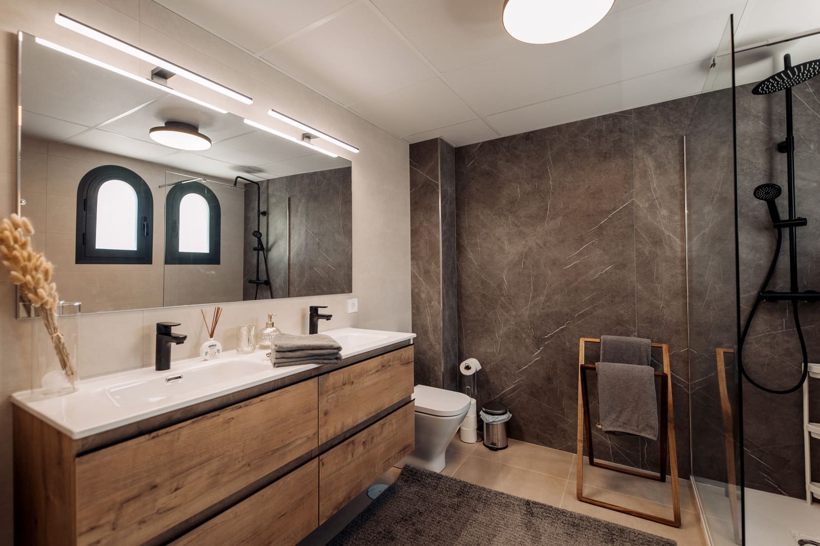 3 sypialnia Dom do wynajęcia w El Paraiso z basenem garażem - 2 900 € (Ref: 9183235)