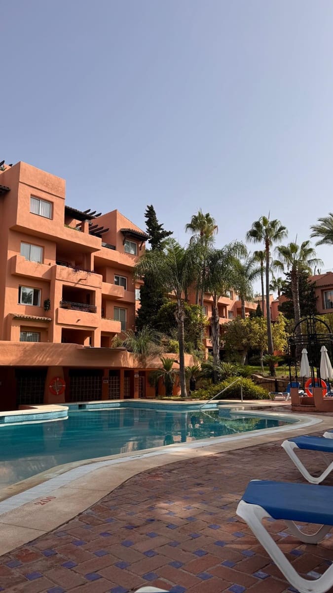 3 slaapkamer Appartement te huur in Marbella met zwembad garage - € 4.500 (Ref: 9183236)