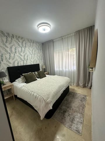 3 quarto Apartamento para arrendar em Lomas De Marbella, Marbella com piscina garagem - 3 500 € (Ref: 9183236)