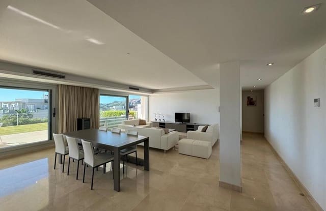 4 bedroom Apartment for sale in Los Arqueros, Benahavís with pool garage - € 925,000 (Ref: 9184991)
