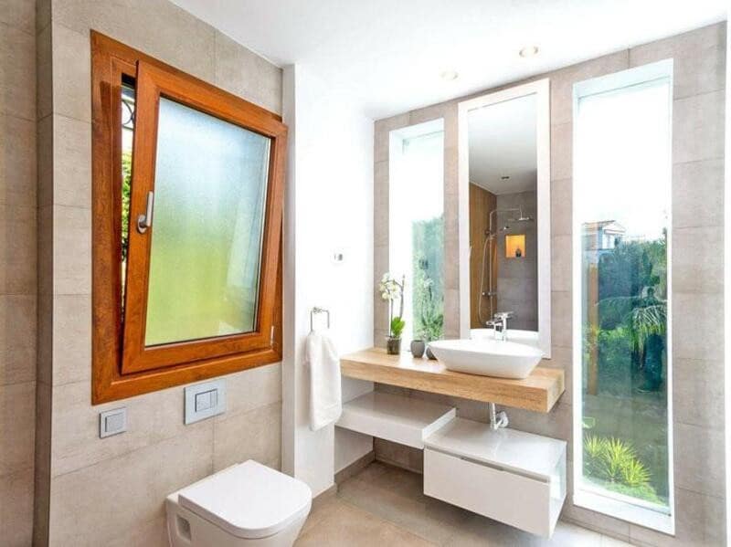 4 makuuhuone Huvila vuokrattavana paikassa Marbella mukana uima-altaan 
autotalli - 5 900 € (Ref: 9193556)