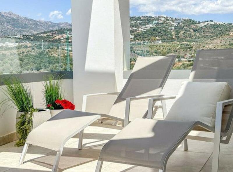 3 soverom Penthouse til salgs i Marbella med svømmebasseng garasje - € 1 980 000 (Ref: 9200246)