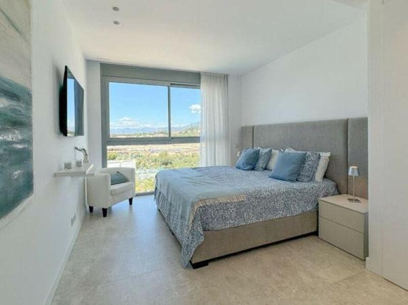 3 soverom Penthouse til salgs i Marbella med svømmebasseng garasje - € 1 980 000 (Ref: 9200246)