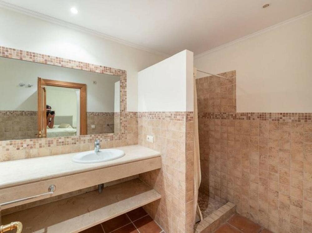 8 slaapkamer Villa te koop in Los Arqueros met zwembad garage - € 5.995.000 (Ref: 9211748)