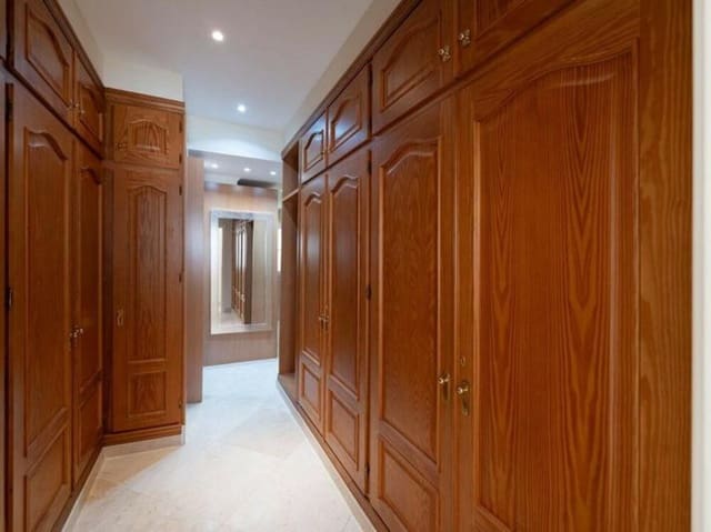 8 slaapkamer Villa te koop in Los Arqueros, Benahavís met zwembad garage - € 5.995.000 (Ref: 9211748)