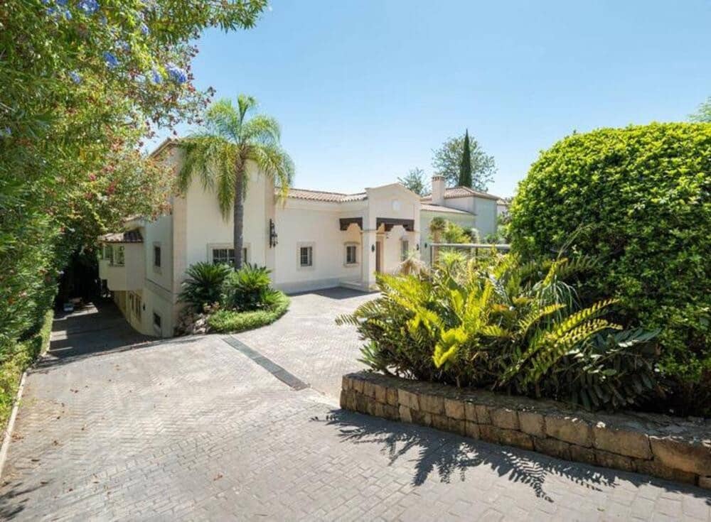 8 slaapkamer Villa te koop in Los Arqueros met zwembad garage - € 5.995.000 (Ref: 9211748)