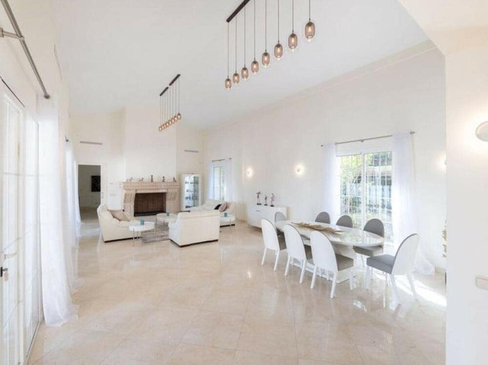 8 slaapkamer Villa te koop in Los Arqueros met zwembad garage - € 5.995.000 (Ref: 9211748)