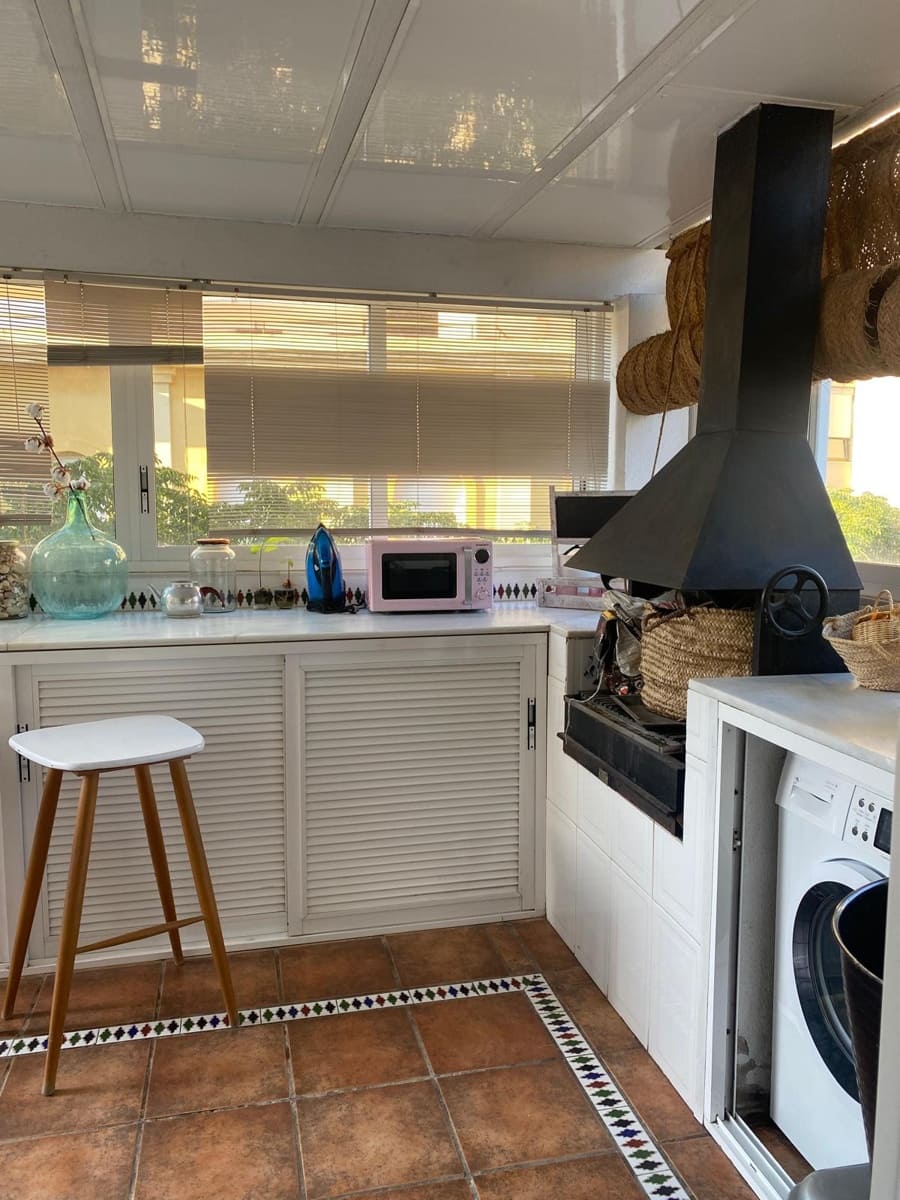 4 makuuhuone Kattohuoneisto vuokrattavana paikassa Marbella mukana 
autotalli - 3 800 € (Ref: 9219661)