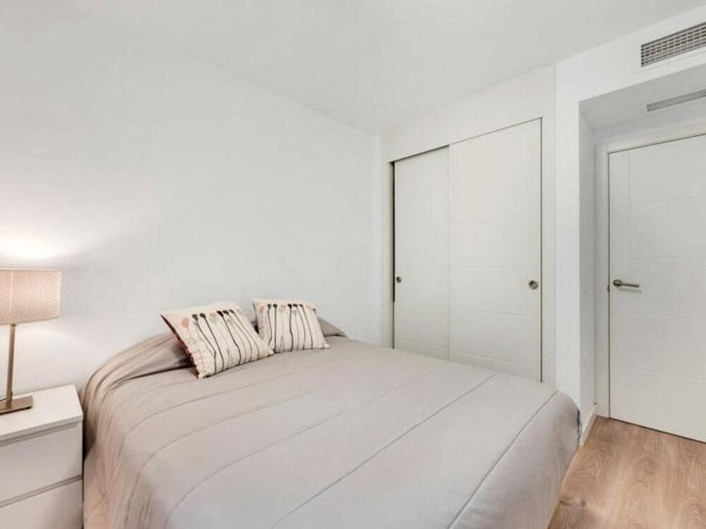 3 quarto Apartamento para arrendar em Marbella com piscina garagem - 2 500 € (Ref: 9228298)