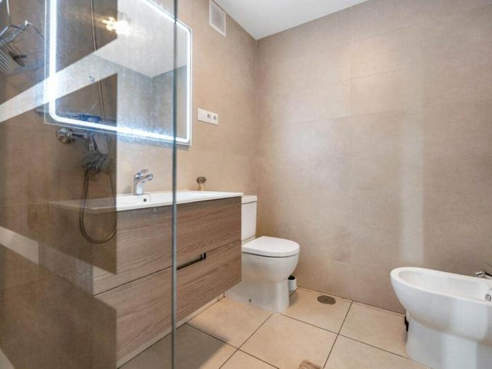 3 quarto Apartamento para arrendar em Marbella com piscina garagem - 2 500 € (Ref: 9228298)