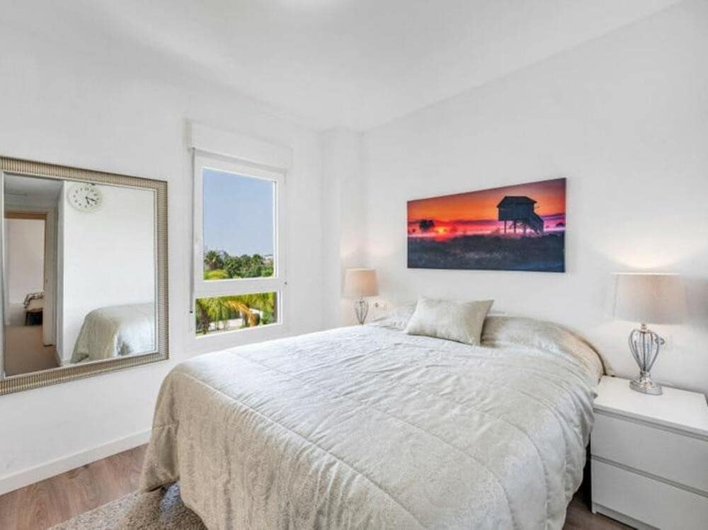 3 quarto Apartamento para arrendar em Marbella com piscina garagem - 2 500 € (Ref: 9228298)