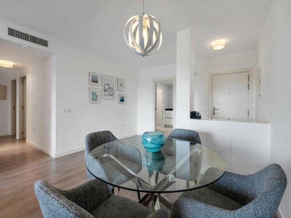 3 quarto Apartamento para arrendar em Marbella com piscina garagem - 2 500 € (Ref: 9228298)