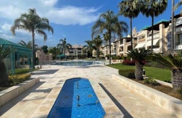 3 camera da letto Appartamento da affittare in Lomas De Marbella, Marbella con piscina garage - 5.000 € (Rif: 9232144)