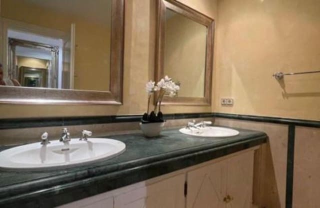 3 camera da letto Appartamento da affittare in Lomas De Marbella, Marbella con piscina garage - 5.000 € (Rif: 9232144)