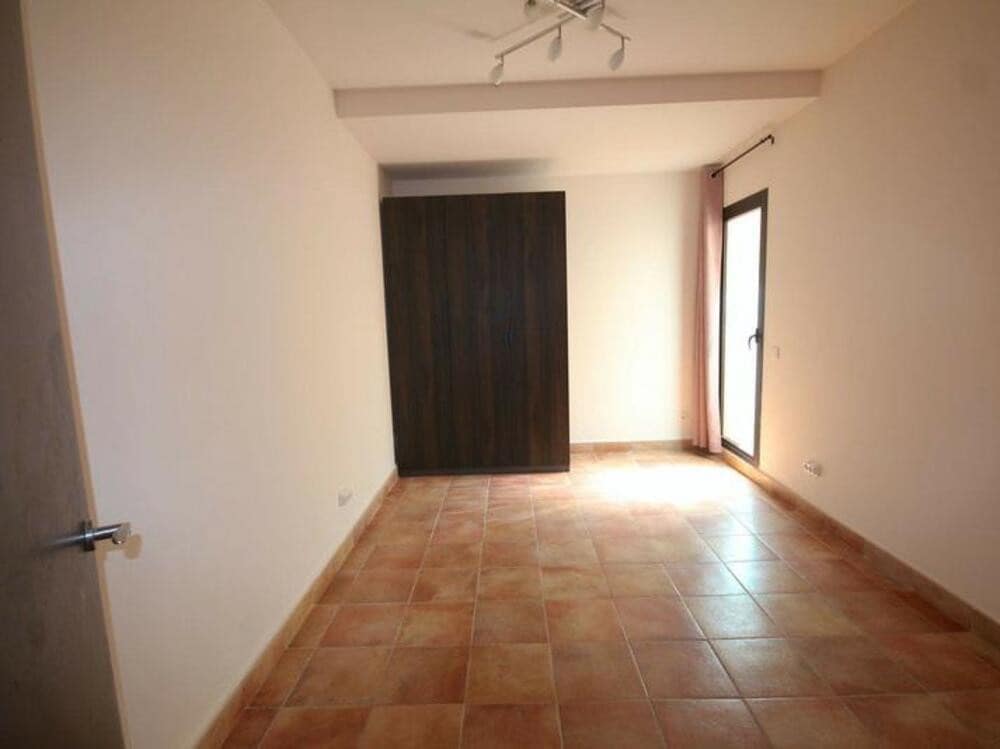 4 sovrum Semi-fristående Villa att hyra i Benahavis med pool garage - 2 700 € (Ref: 9232148)