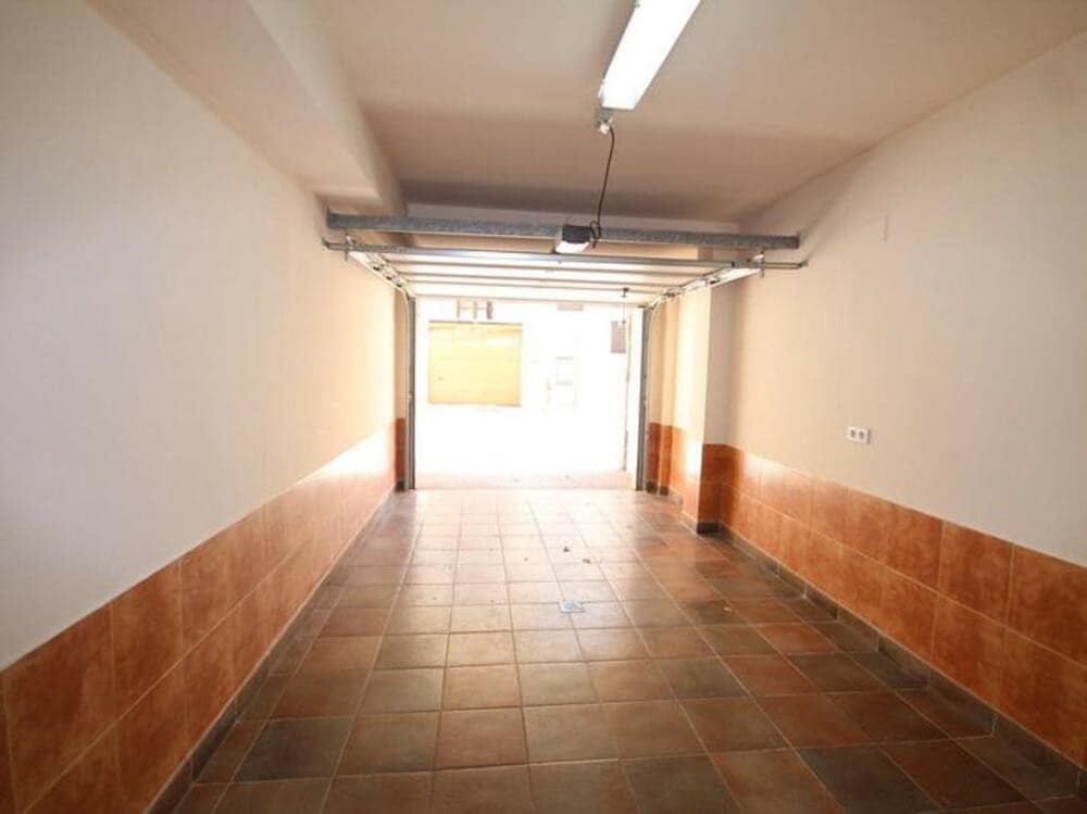 4 sovrum Semi-fristående Villa att hyra i Benahavis med pool garage - 2 700 € (Ref: 9232148)