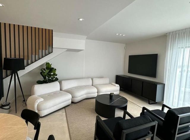 3 sypialnia Dom do wynajęcia w Mijas Costa, Mijas z basenem garażem - 3 600 € (Ref: 9232151)