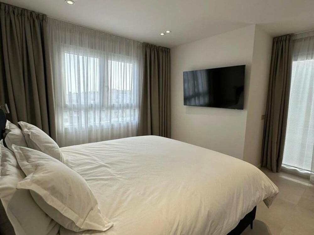 3 makuuhuone Omakotitalo vuokrattavana paikassa Mijas Costa mukana uima-altaan 
autotalli - 3 600 € (Ref: 9232151)