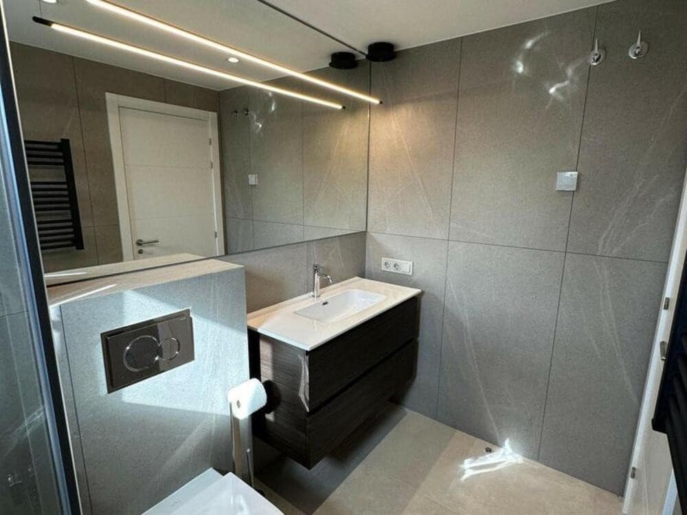 3 makuuhuone Omakotitalo vuokrattavana paikassa Mijas Costa mukana uima-altaan 
autotalli - 3 600 € (Ref: 9232151)