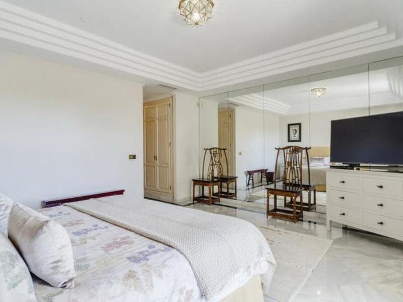 3 soveværelse Lejlighed til leje i Marbella med swimmingpool garage - € 6.000 (Ref: 9235953)