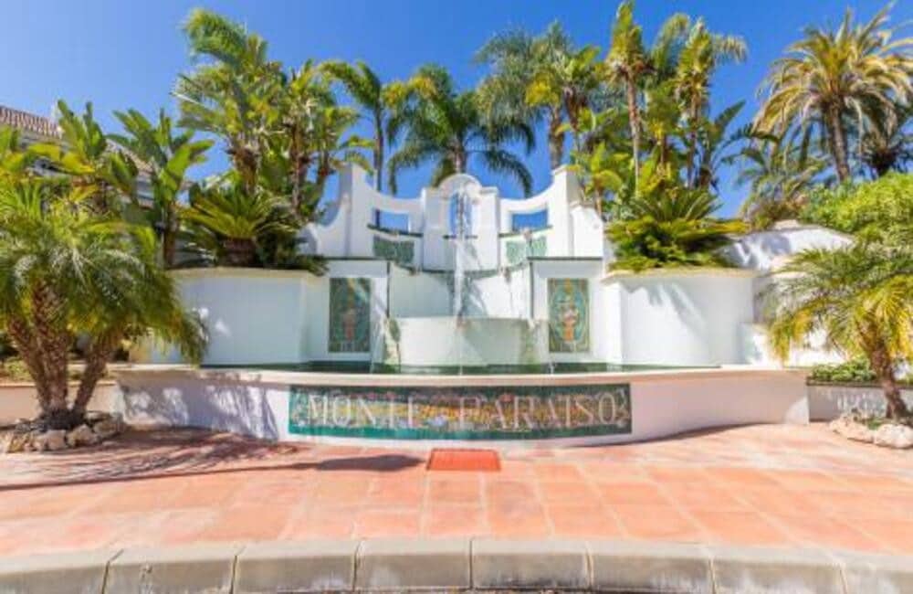 3 soveværelse Lejlighed til leje i Marbella med swimmingpool garage - € 6.000 (Ref: 9235953)