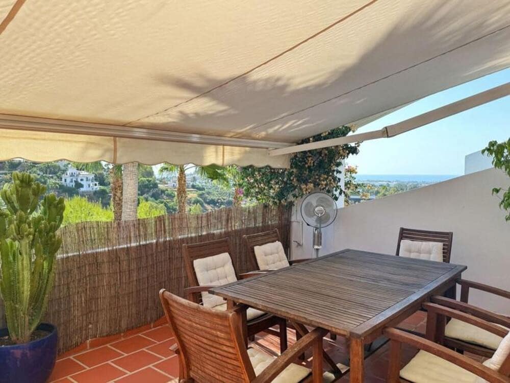 3 soveværelse Lejlighed til leje i La Quinta med swimmingpool garage - € 3.200 (Ref: 9235956)