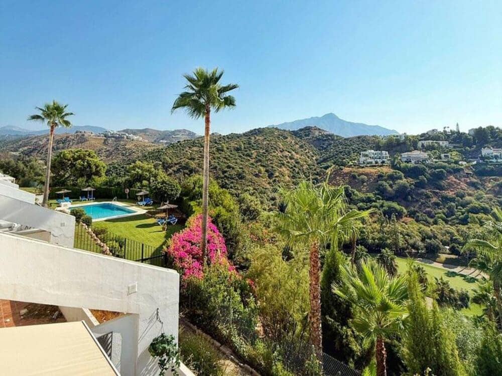 3 soveværelse Lejlighed til leje i La Quinta med swimmingpool garage - € 3.200 (Ref: 9235956)