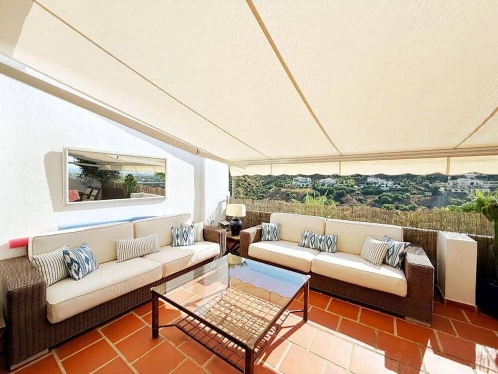 3 soveværelse Lejlighed til leje i La Quinta med swimmingpool garage - € 3.200 (Ref: 9235956)