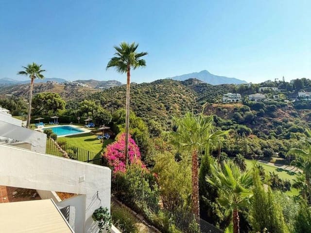 Appartement de 3 chambres à louer à La Quinta, Benahavís avec piscine garage - 3 200 € (Ref: 9235956)