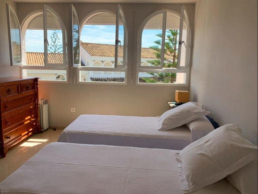 4 quarto Apartamento para venda em Marbella com piscina garagem - 682 500 € (Ref: 9239562)