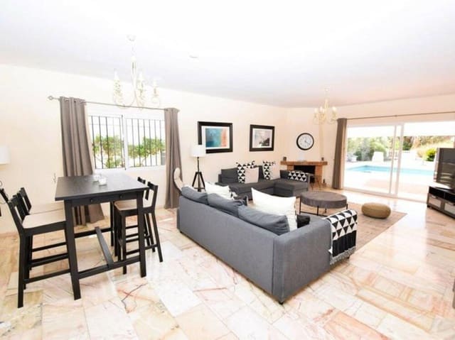 3 chambre Villa/Maison à vendre à El Faro de Calaburra - Chaparral, Mijas avec piscine garage - 925 000 € (Ref: 9239563)