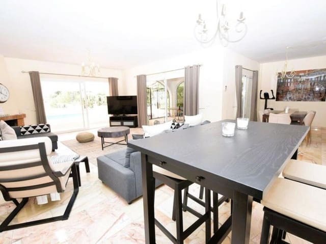 3 chambre Villa/Maison à vendre à El Faro de Calaburra - Chaparral, Mijas avec piscine garage - 925 000 € (Ref: 9239563)