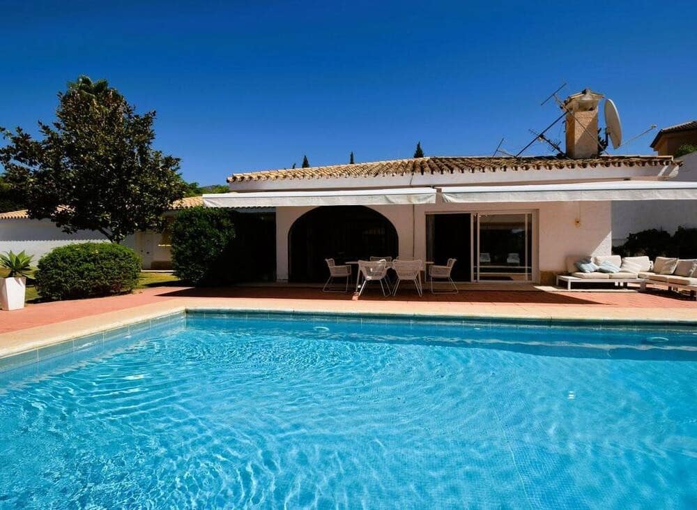 3 chambre Villa/Maison à vendre à Mijas Costa avec piscine garage - 925 000 € (Ref: 9239563)