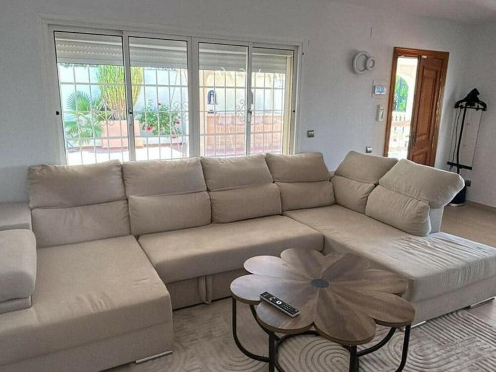 3 soveværelse Villa til salg i Marbella med swimmingpool garage - € 900.000 (Ref: 9242627)