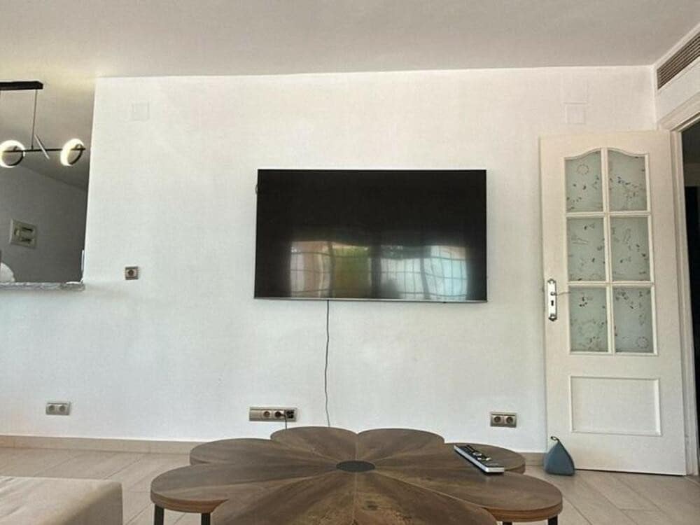 3 soveværelse Villa til salg i Marbella med swimmingpool garage - € 900.000 (Ref: 9242627)