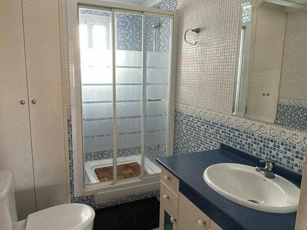 3 soveværelse Villa til salg i Marbella med swimmingpool garage - € 900.000 (Ref: 9242627)