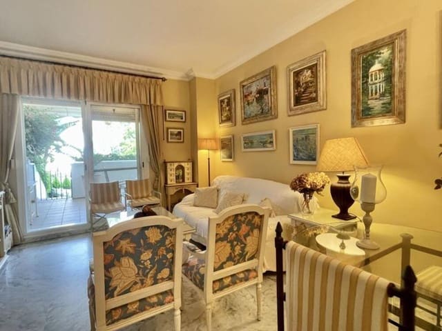 4 bedroom Apartment for rent in Lomas De Marbella, Marbella with pool garage - € 4,100 (Ref: 9246289)